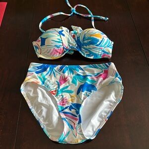 EUC - Pink Lily Boutique - Medium, Back Tie, Removable Shoulder Straps